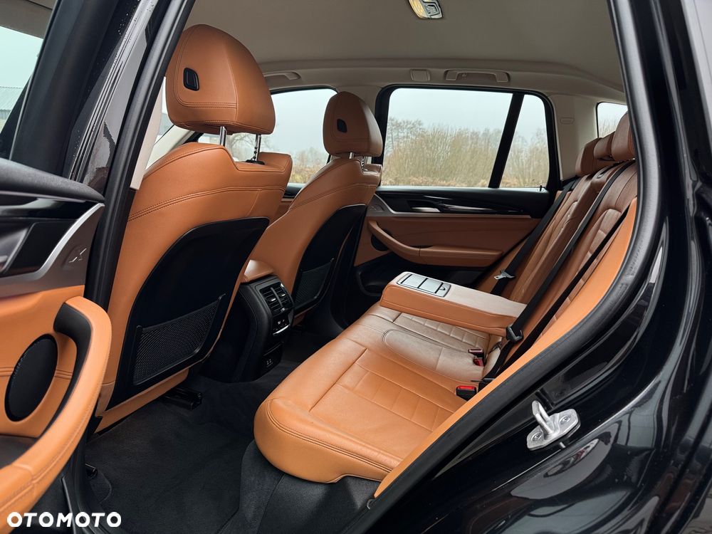 BMW X3 sDrive18d xLine sport - 20