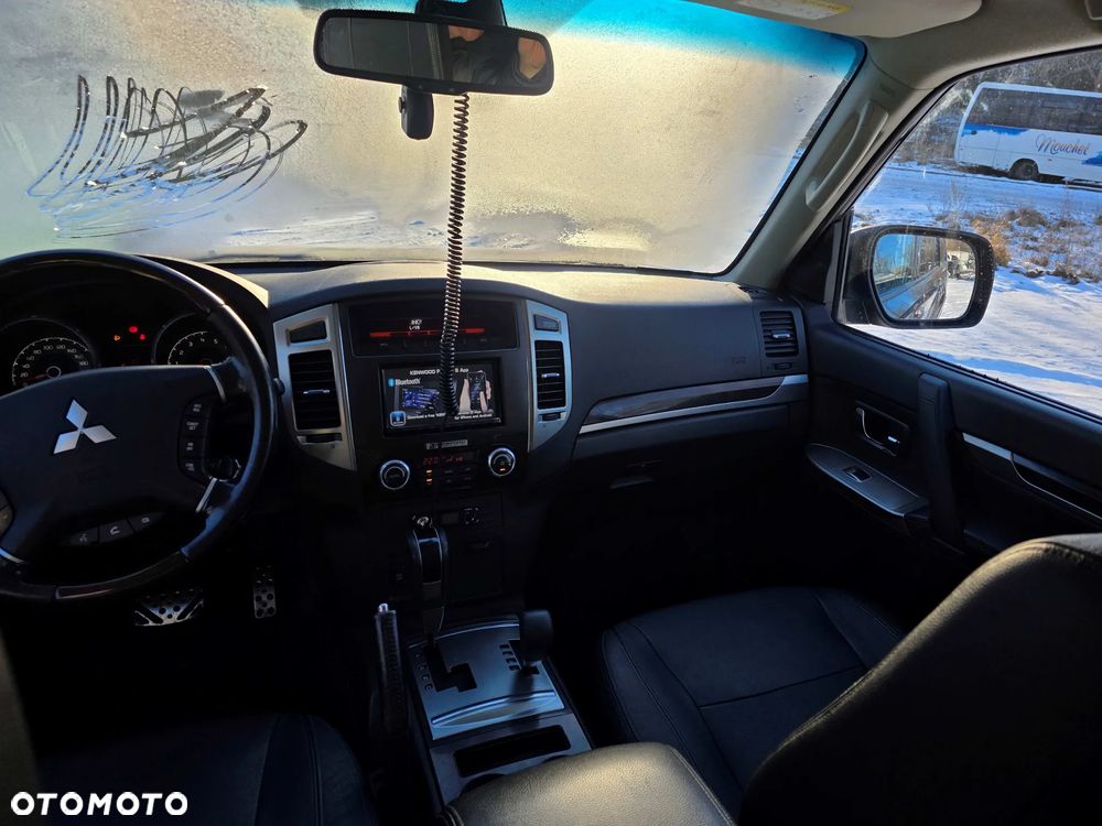 Mitsubishi Pajero 3.2 DI-D Automatik Diamant Edition - 6