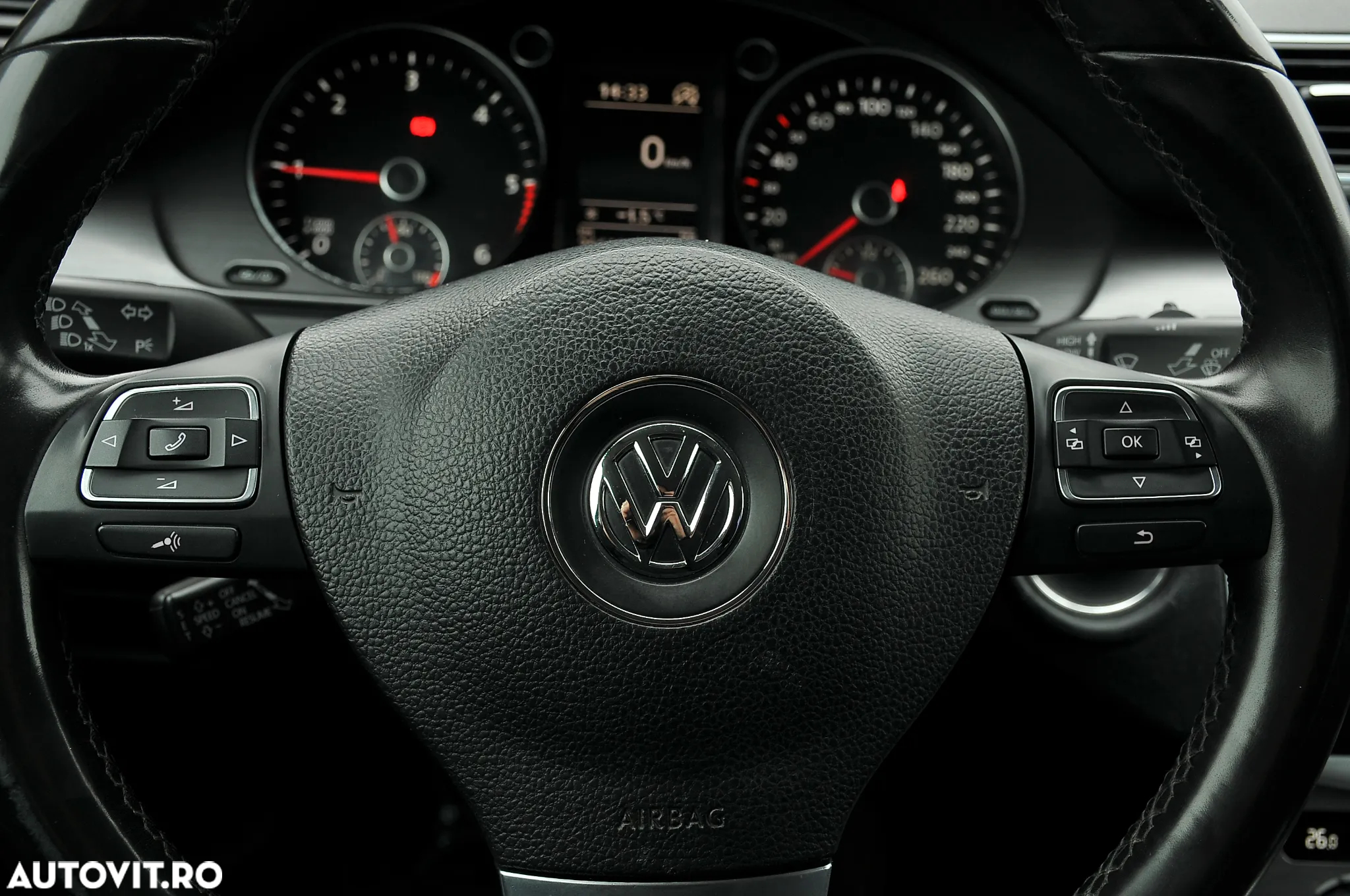 Volkswagen Passat 2.0 Blue TDI SCR Comfortline - 21