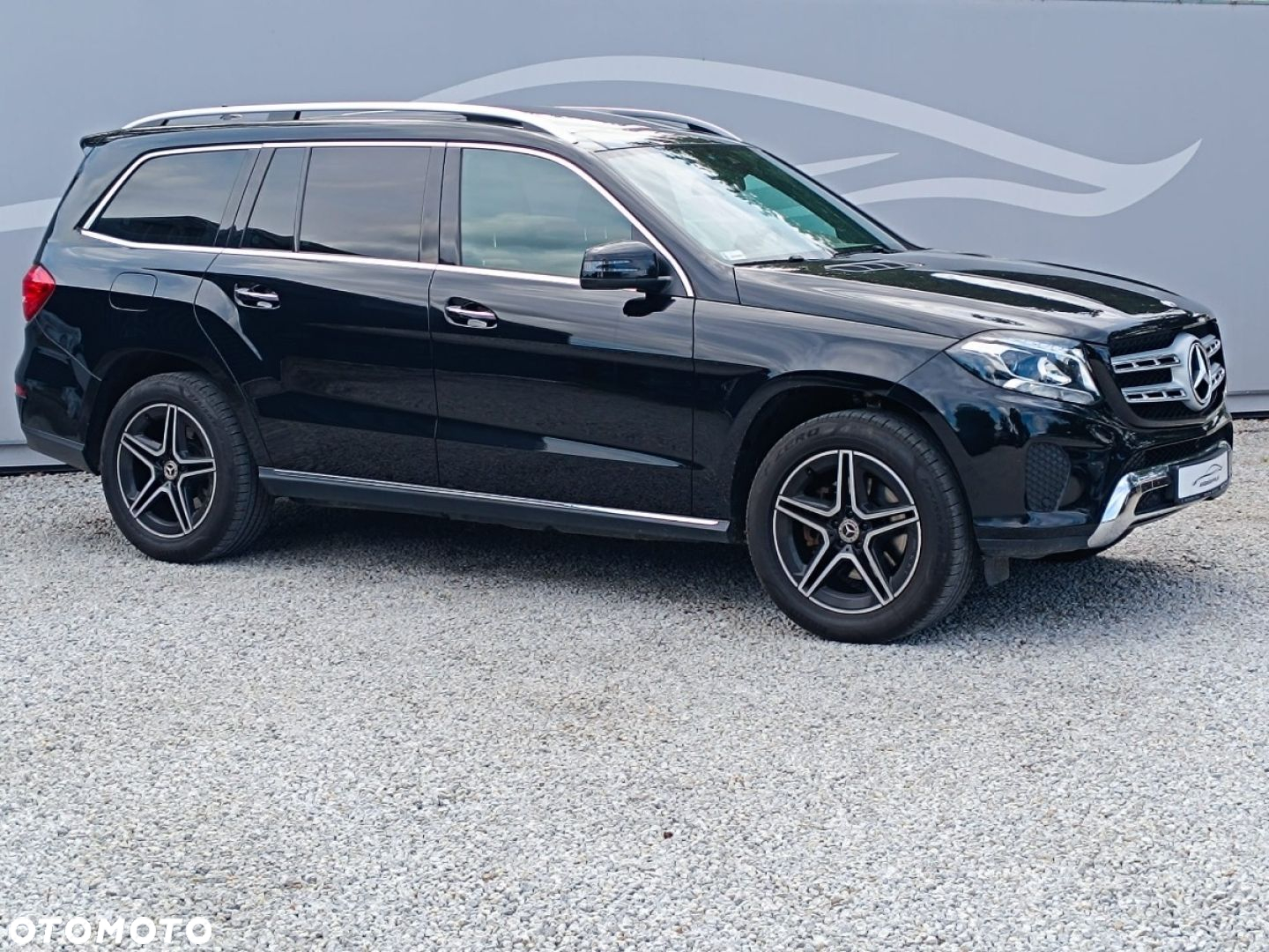 Mercedes-Benz GLS - 16
