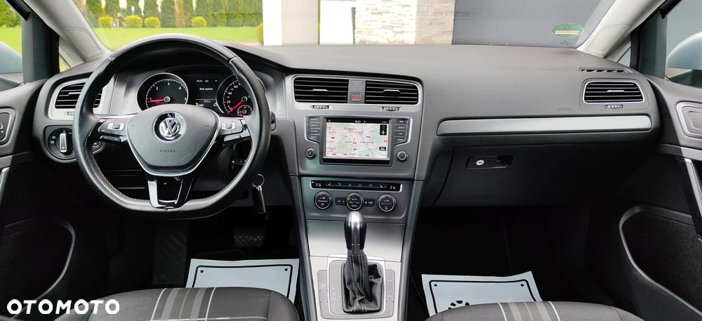Volkswagen Golf 1.6 TDI BlueMotion Technology DSG Lounge - 19