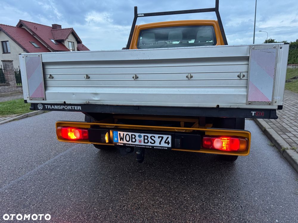 Volkswagen Transporter - 11