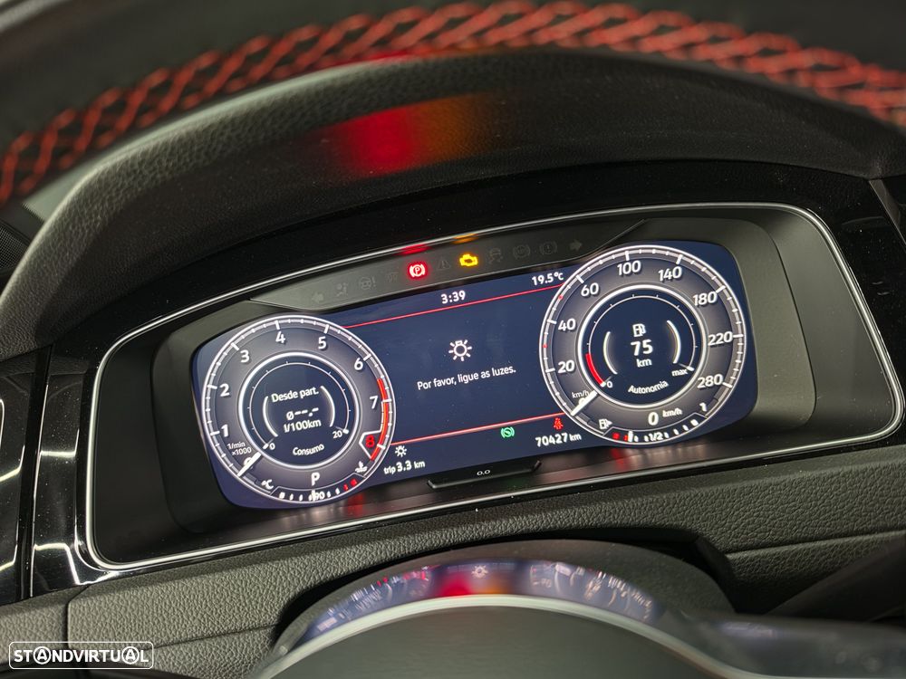 VW Golf 2.0 TSI GTI DSG Performance - 12