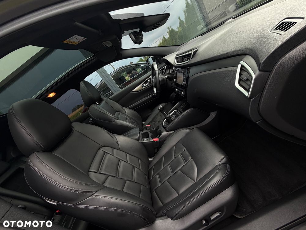 Nissan Qashqai 1.6 DIG-T Tekna+ - 26
