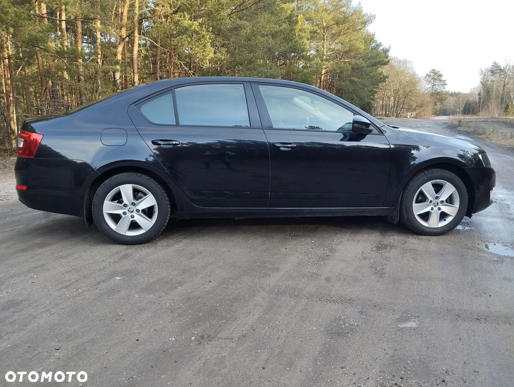 Skoda Octavia 1.6 TDI Ambition - 6