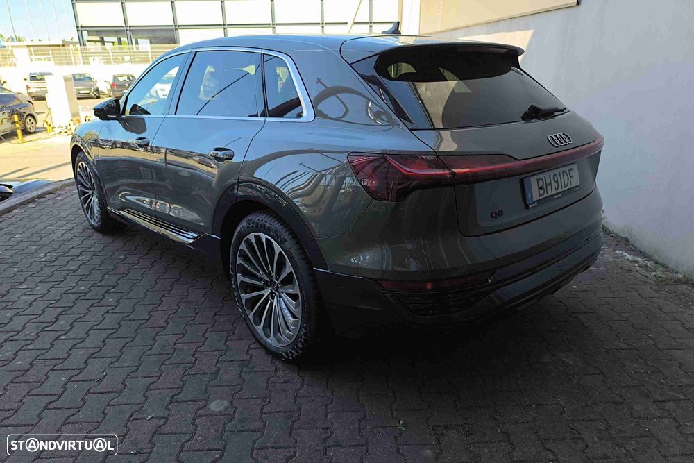 Audi Q8 e-Tron 55 quattro Advanced - 2