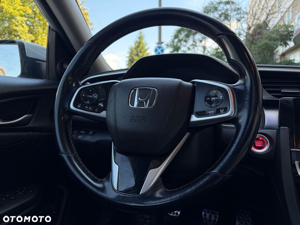 Honda Civic 1.5 T Executive - 12