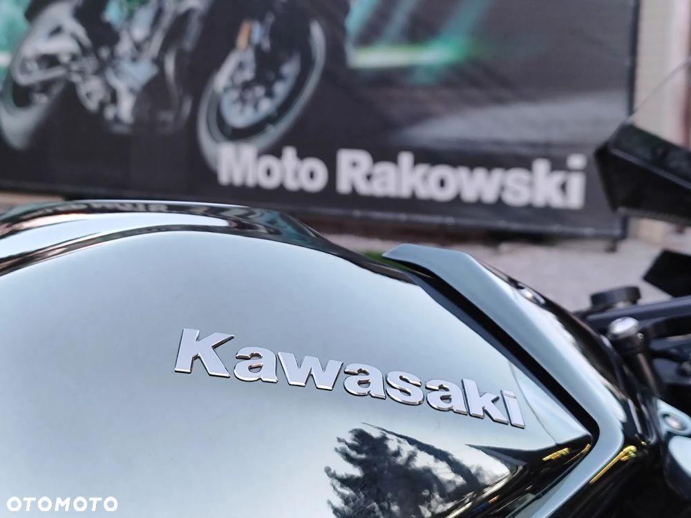 Kawasaki H2 - 14