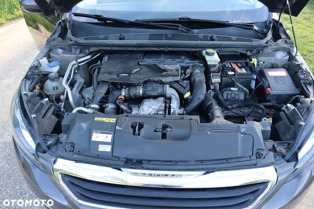 Peugeot 308 1.6 e-HDi Active S&S - 24