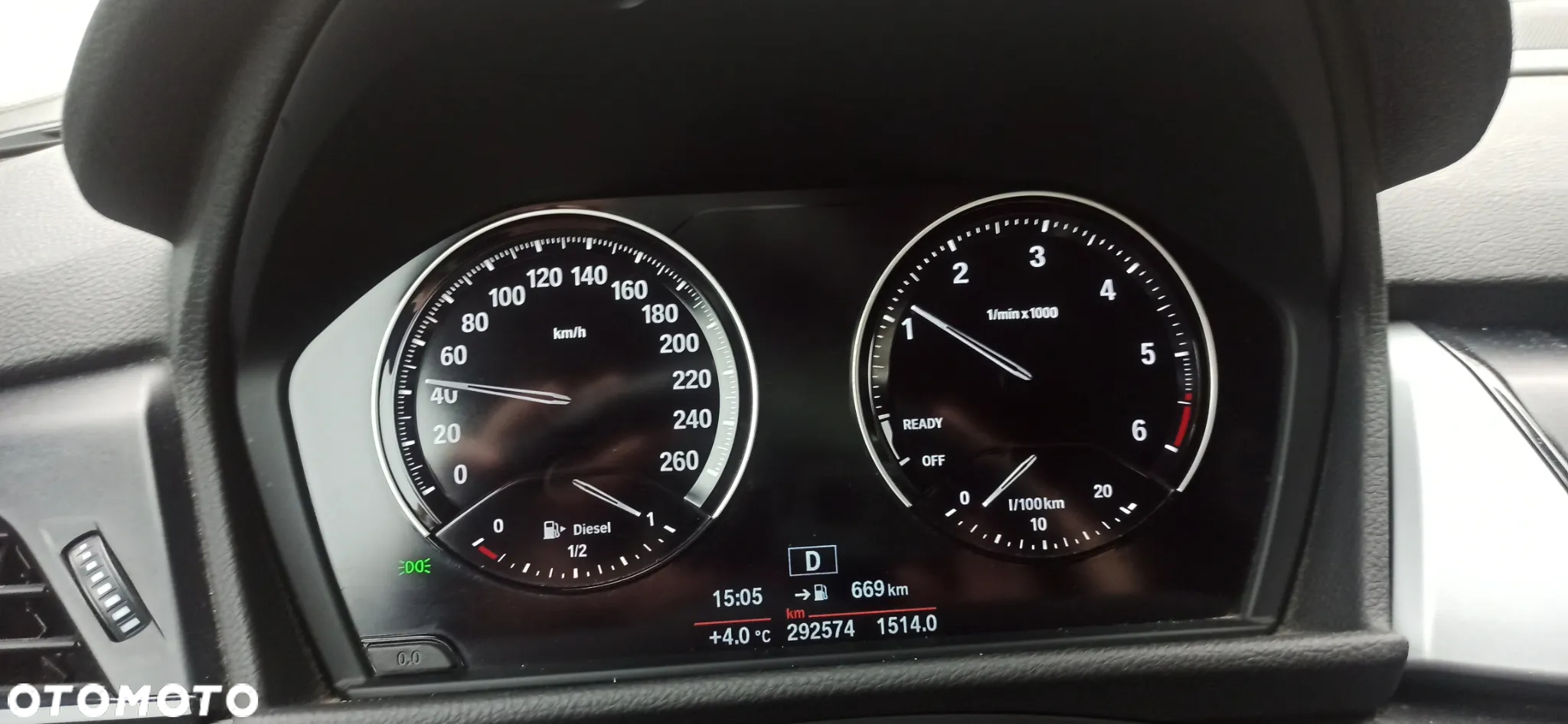 BMW Seria 2 218d - 22