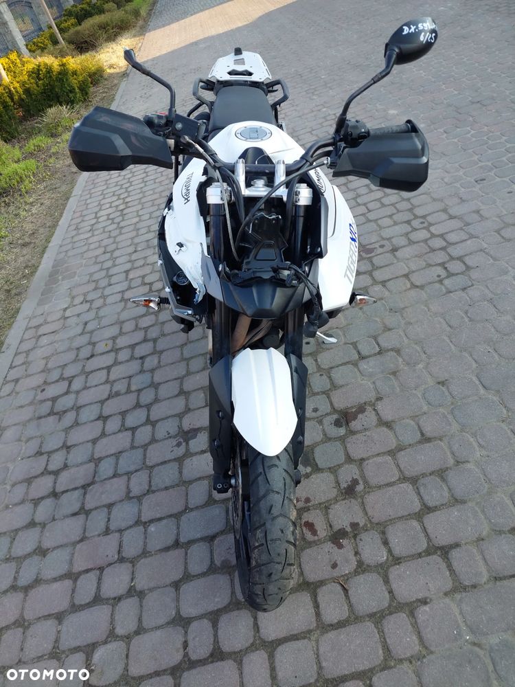 Triumph Tiger - 8