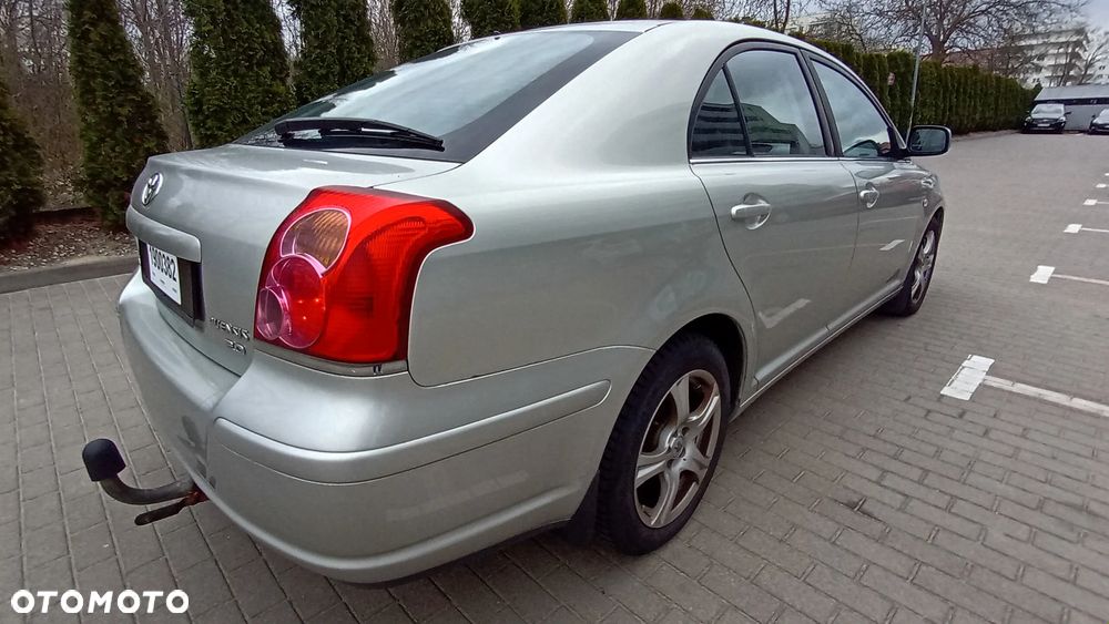 Toyota Avensis - 3