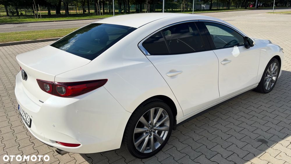 Mazda 3 2023 photo 2