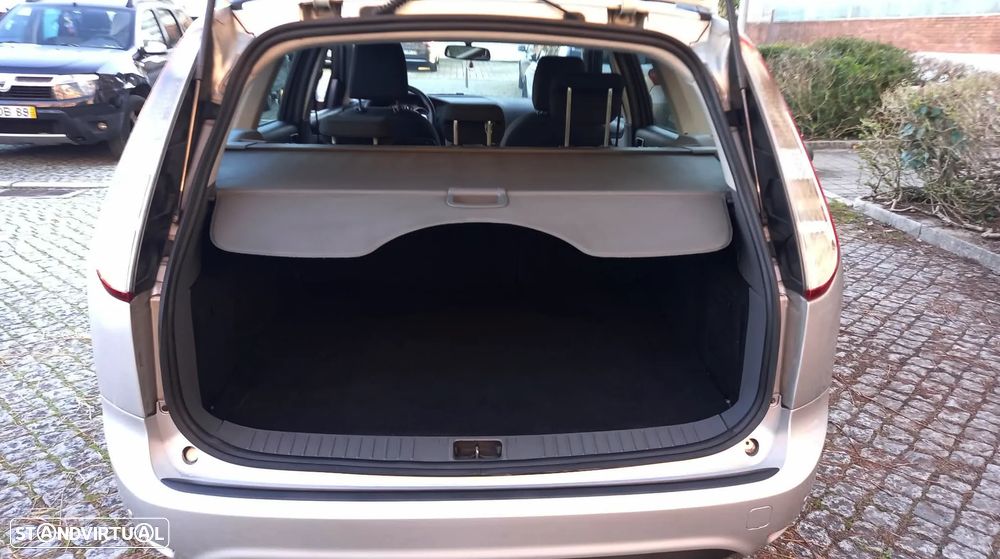 Ford Focus SW 1.6 TDCi Trend - 14