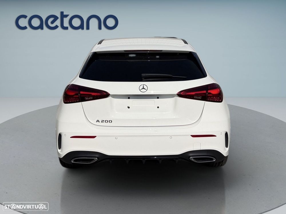 Mercedes-Benz A 200 — fotografia 5