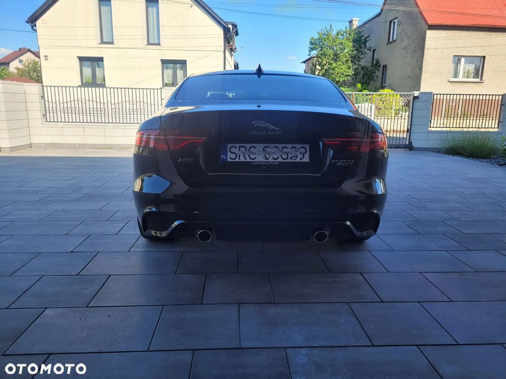 Jaguar XE 2.0 P250 R-Dynamic S - 8