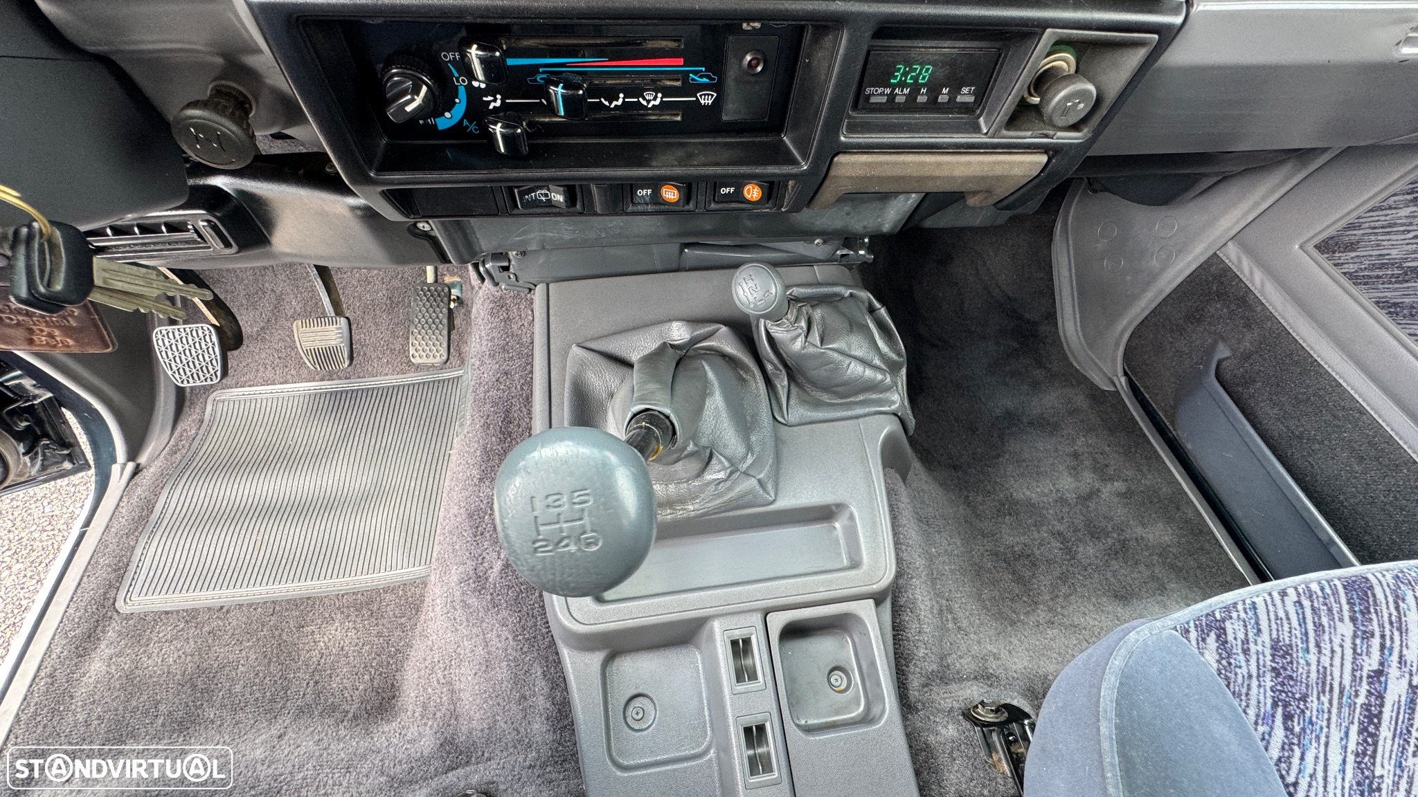 Toyota Land Cruiser 3.0 VX TD - 10