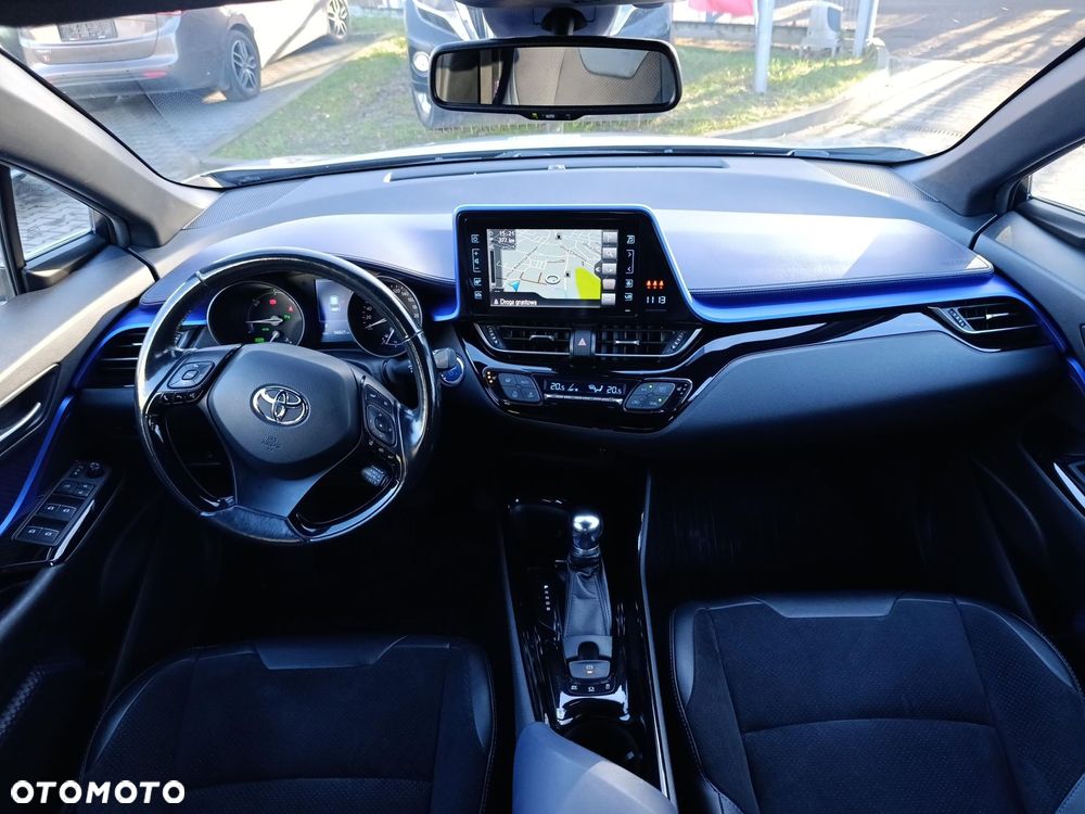 Toyota C-HR 1.8 Hybrid Dynamic - 18