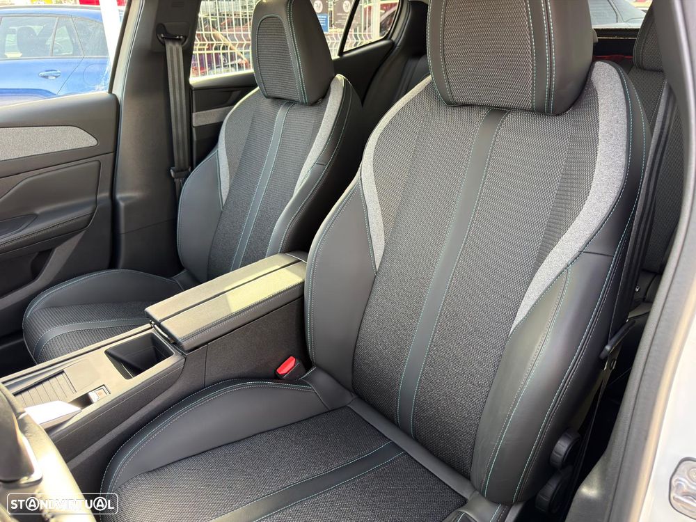 Peugeot 408 1.6 Hybrid Allure e-EAT8 - 14