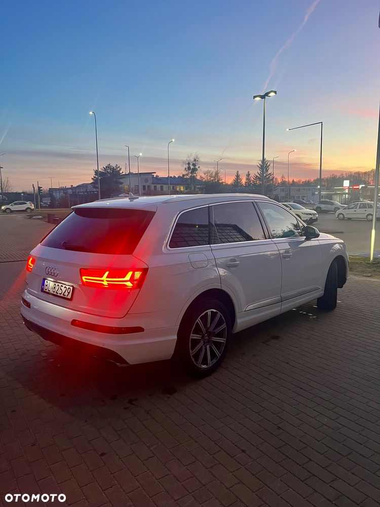 Audi Q7 2019 photo 5