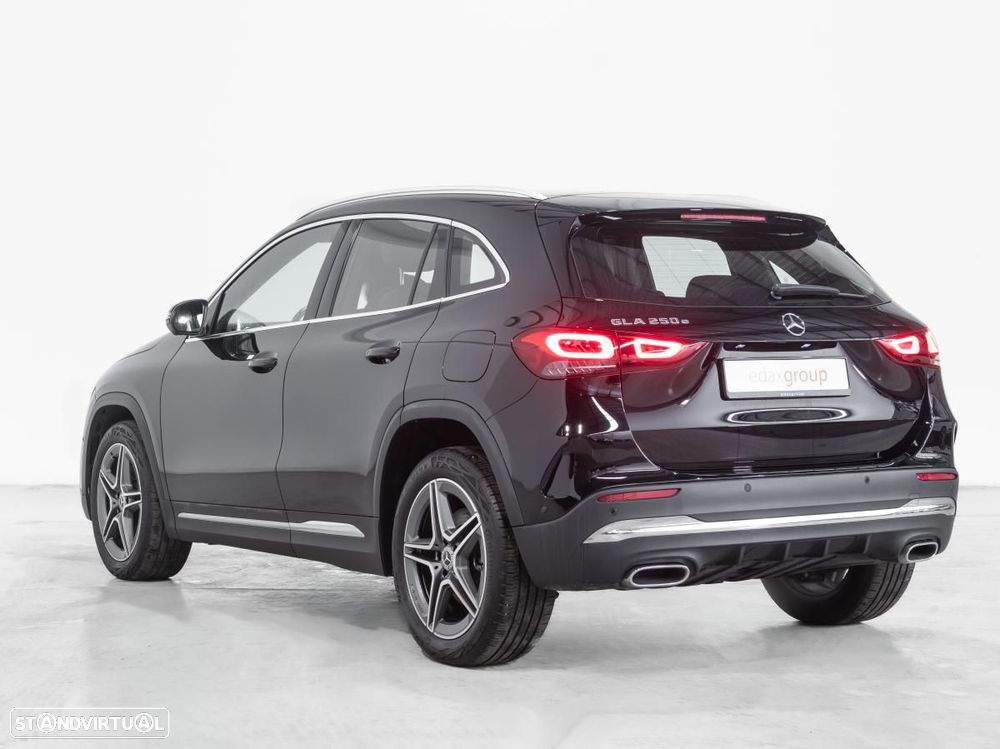 Mercedes-Benz GLA 250 e 8G-DCT AMG Line - 4