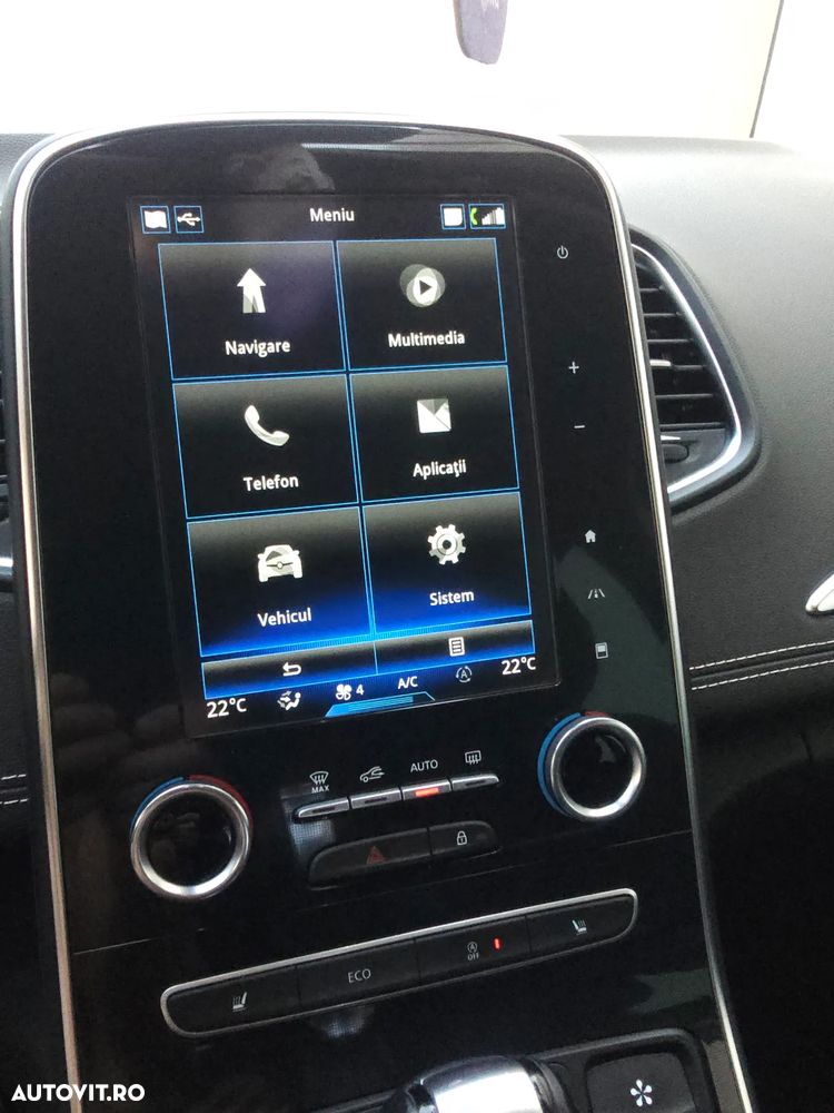 Renault Grand Scenic - 26