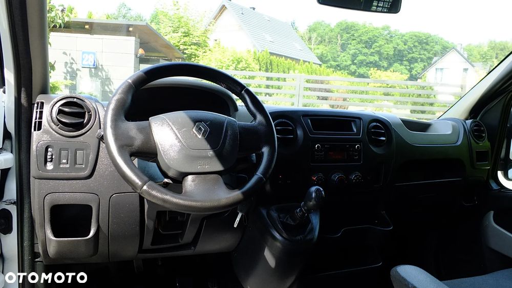 Renault Master - 32