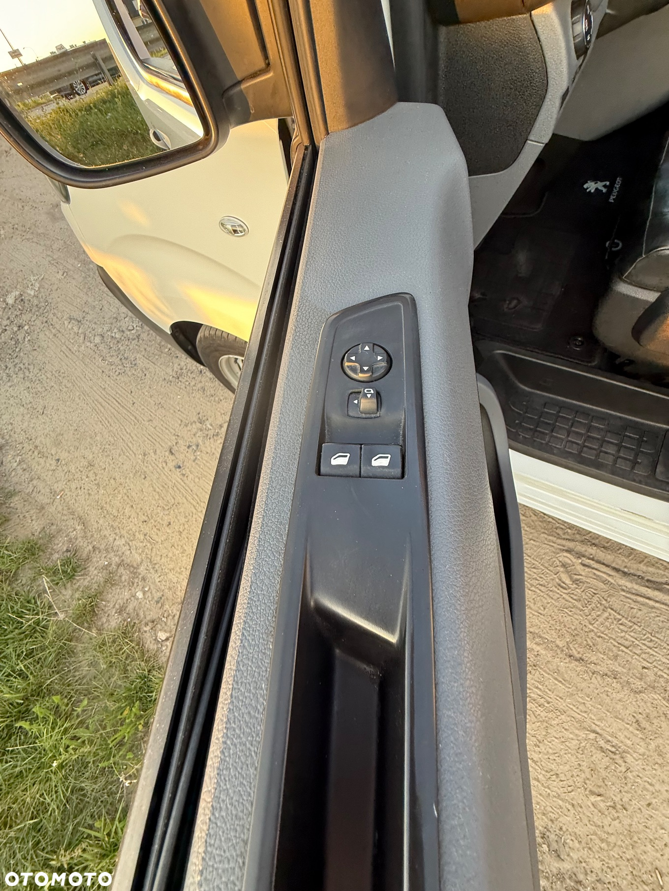 Peugeot Expert - 24