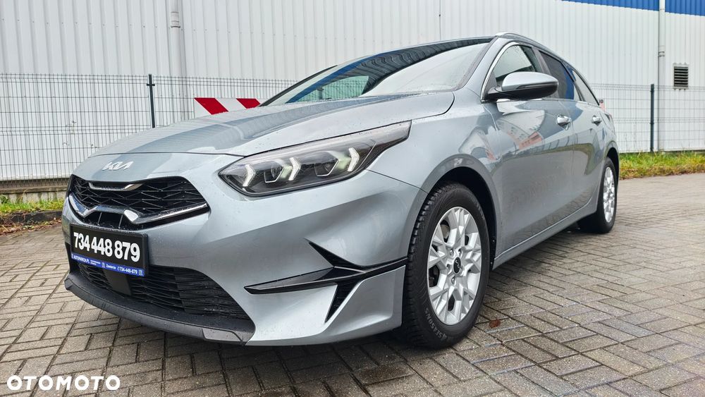 Kia Ceed - 10