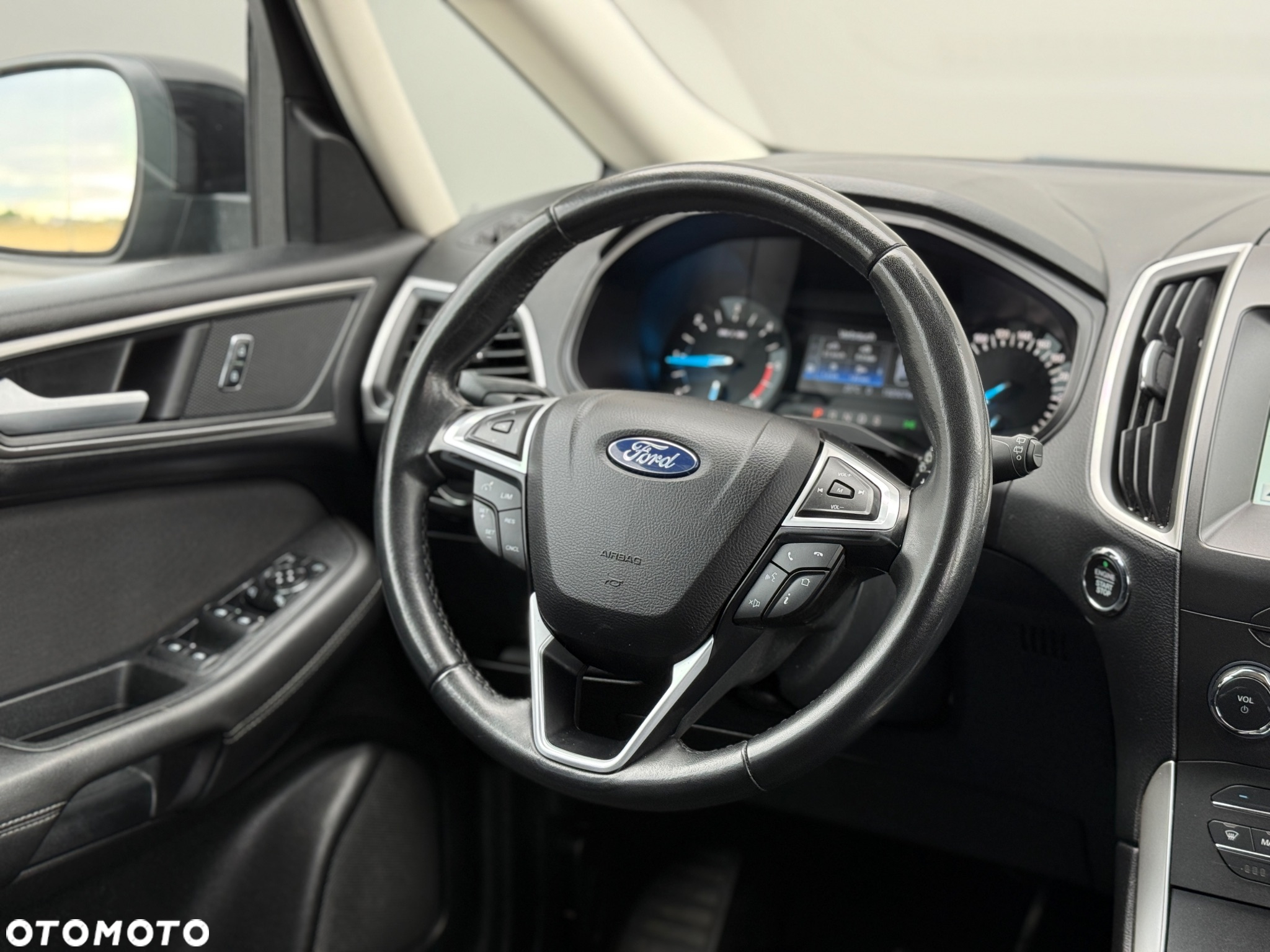 Ford S-Max - 19