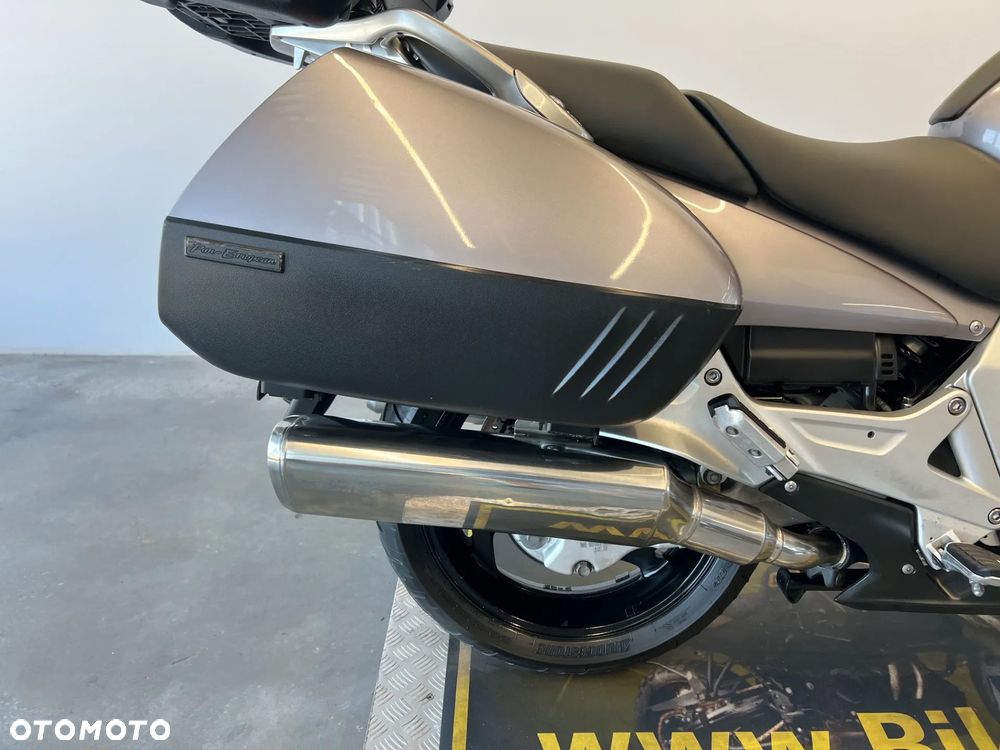 Honda ST - 27