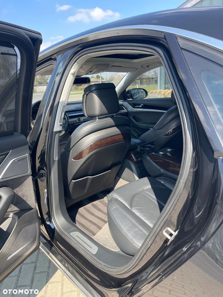 Audi A8 4.2 TDI Quattro - 14