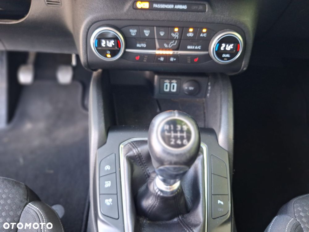 Ford Focus - 18