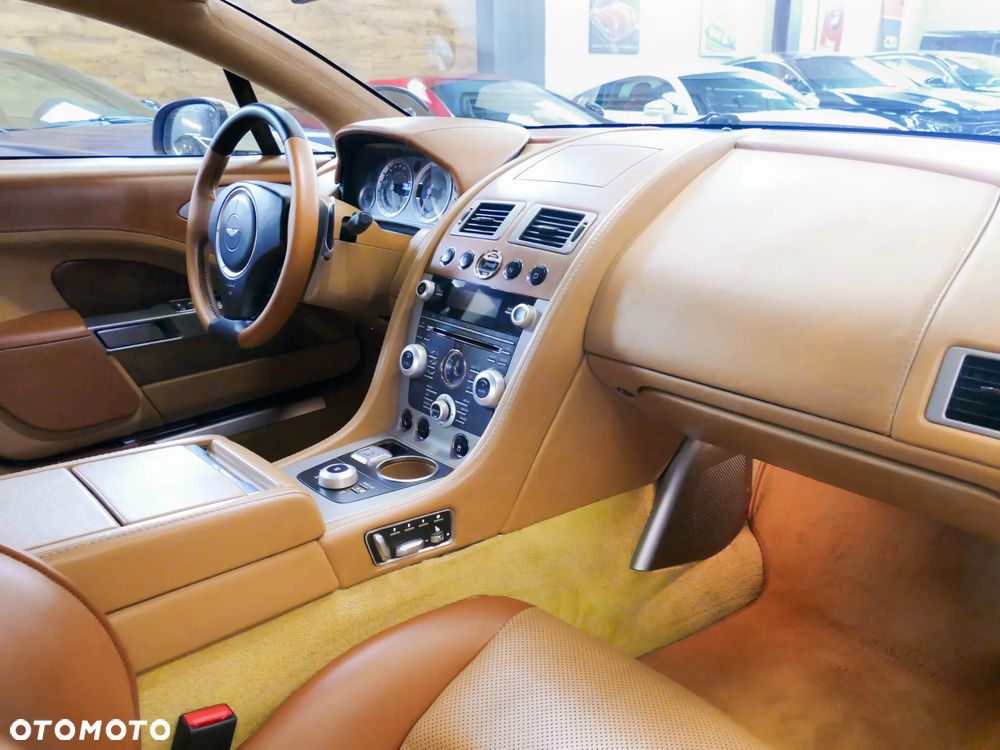 Aston Martin Rapide Luxe Touchtronic II - 13