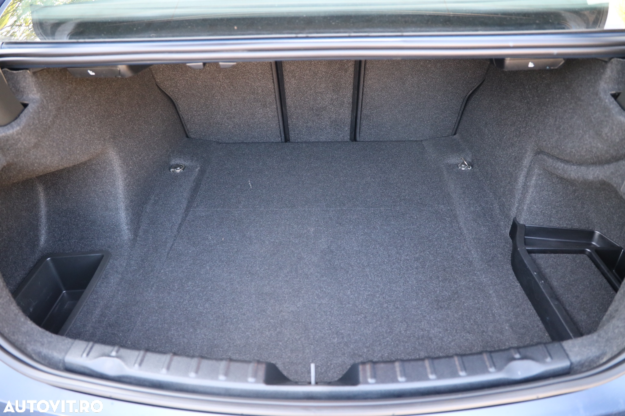 BMW Seria 3 320i Aut. Sport Line - 31