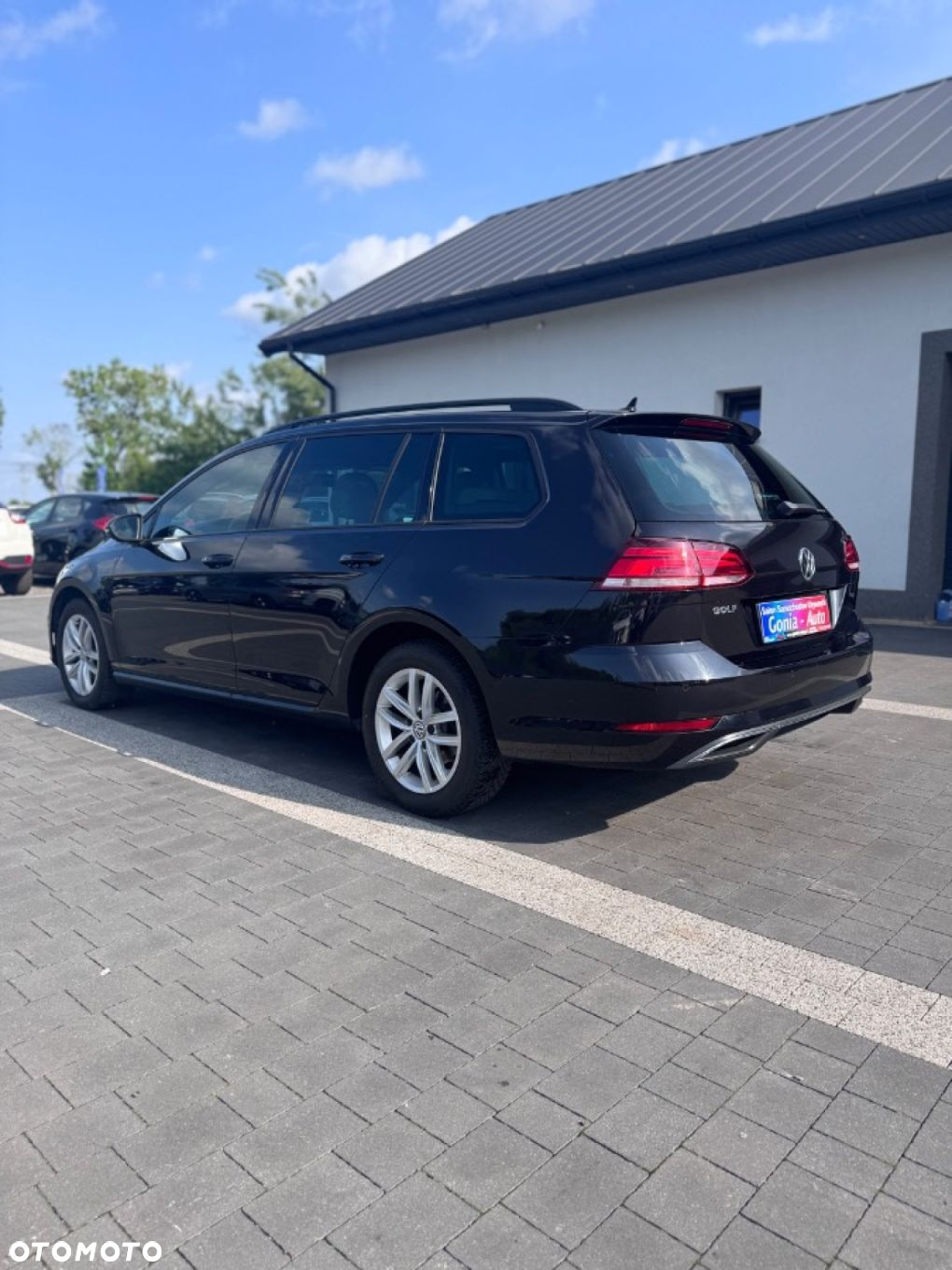 Volkswagen Golf - 5