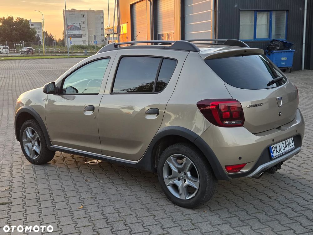 Dacia Sandero Stepway 0.9 TCe Laureate S&S - 5