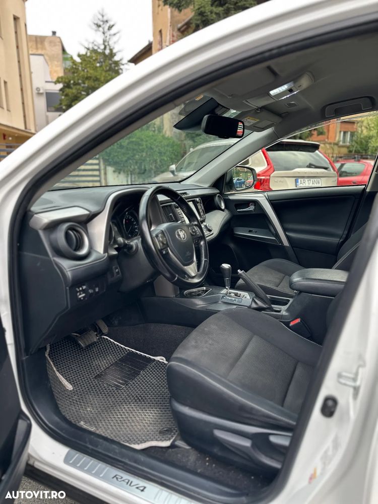 Toyota RAV4 2.5 VVT-i 4x2 Executive - 6