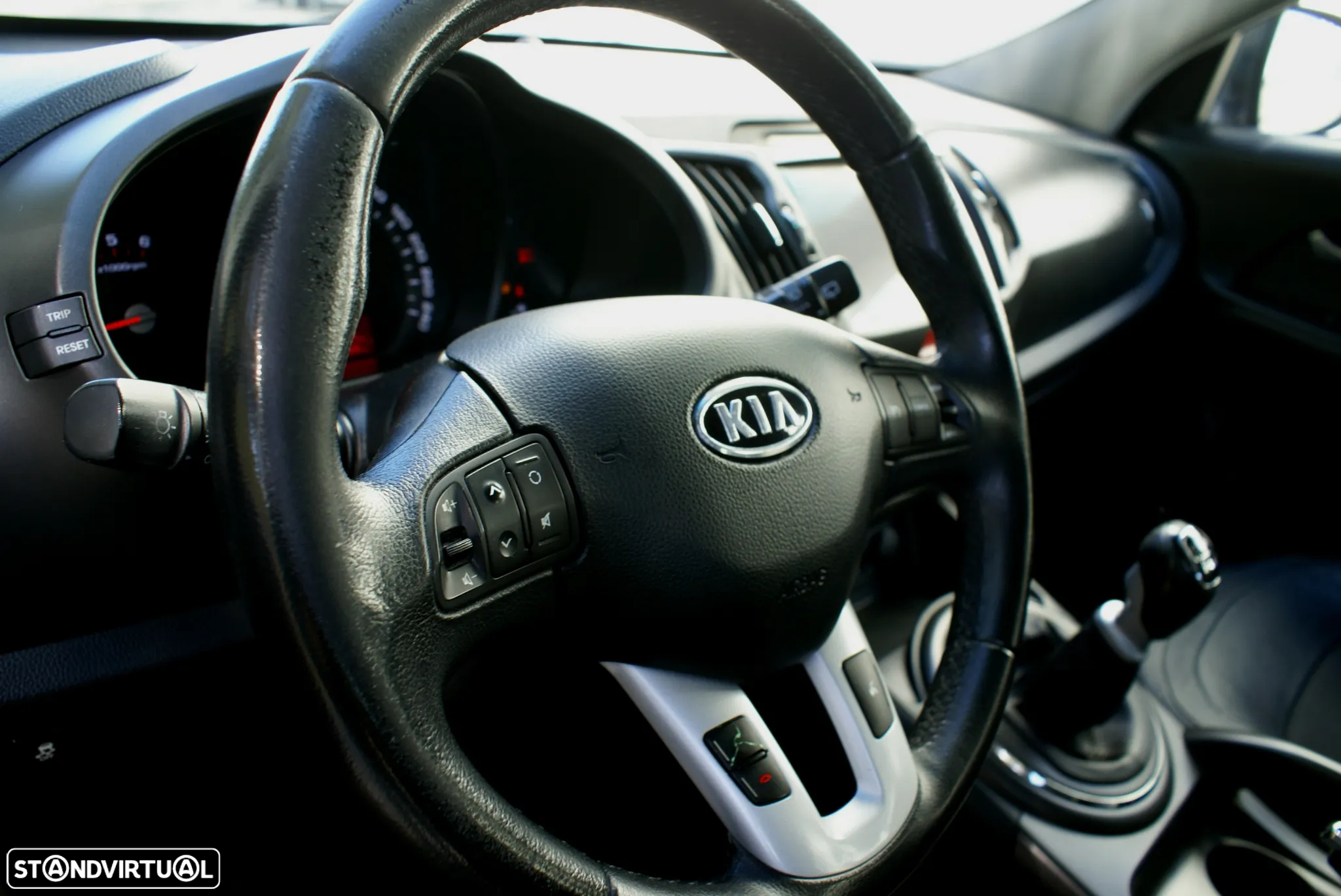 Kia Sportage 1.7 CRDI ISG TX - 11