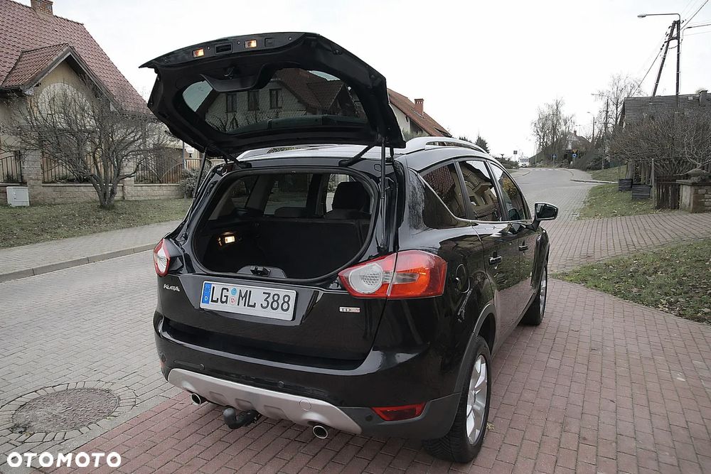 Ford Kuga 2.0 TDCi 2x4 Titanium - 19