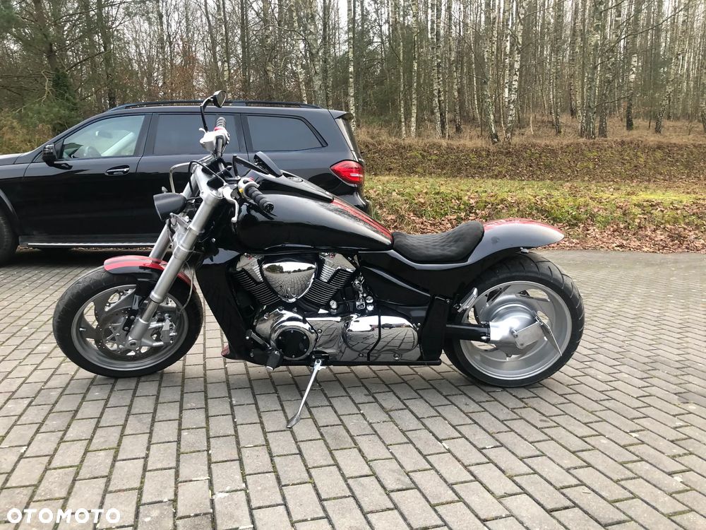 Suzuki Intruder - 2
