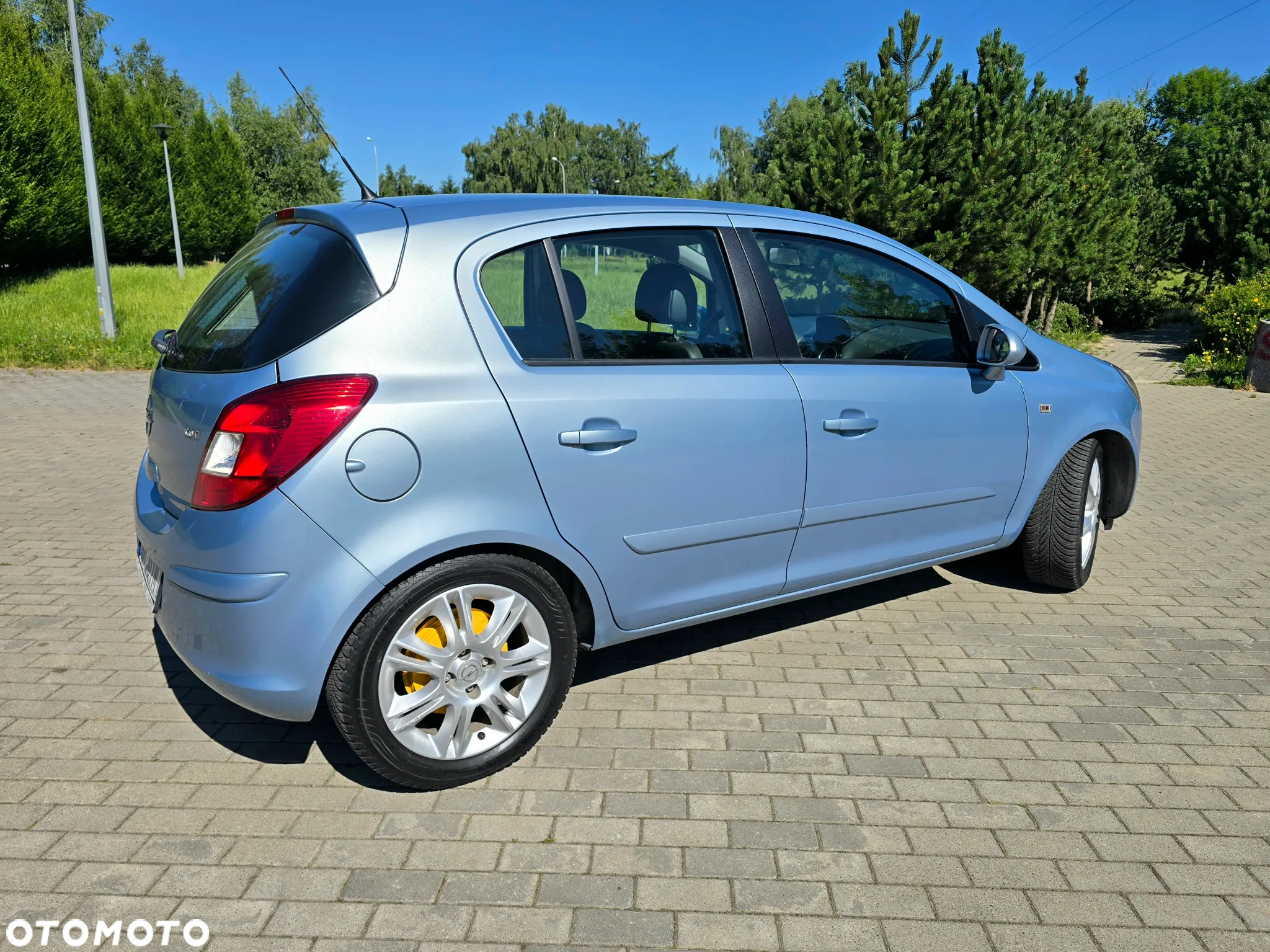 Opel Corsa 1.3 CDTI Cosmo - 2