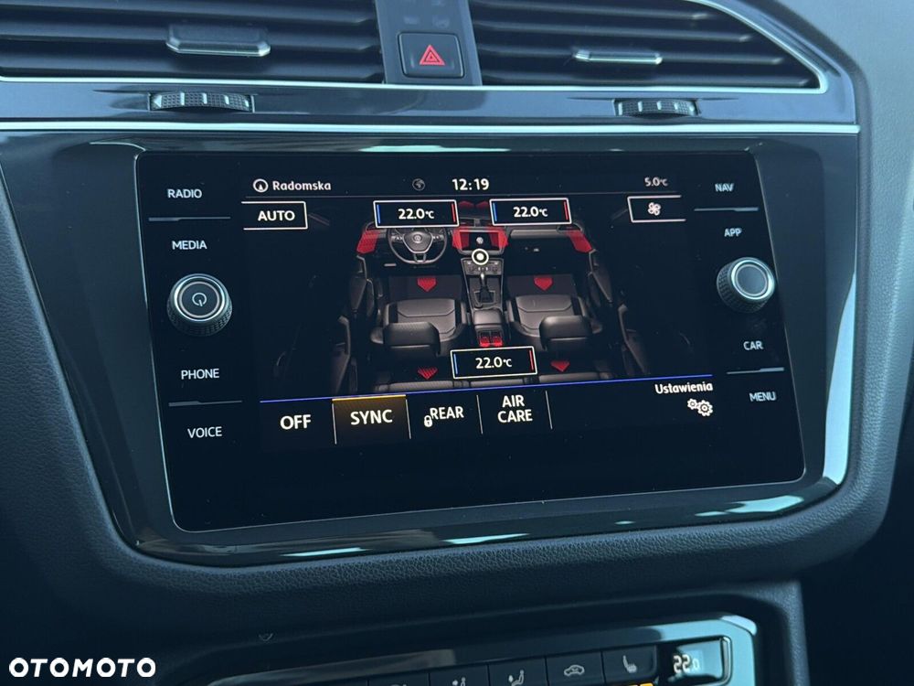 Volkswagen Tiguan - 23