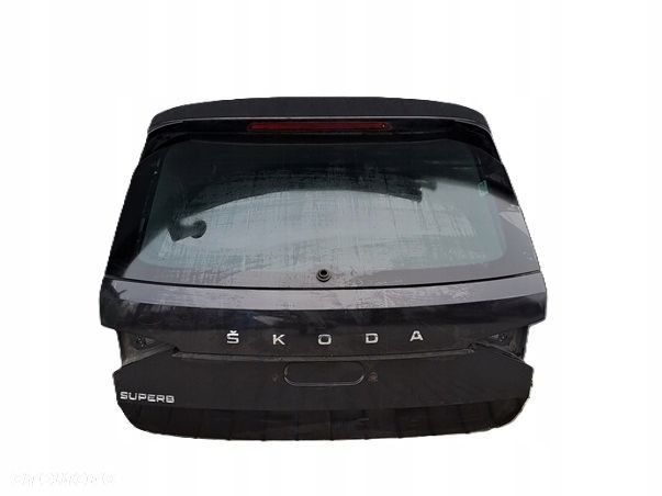 skoda superb iii 3v lift 19-24r klapa bagażnika tył tylna kombi kolor lf9r - 1