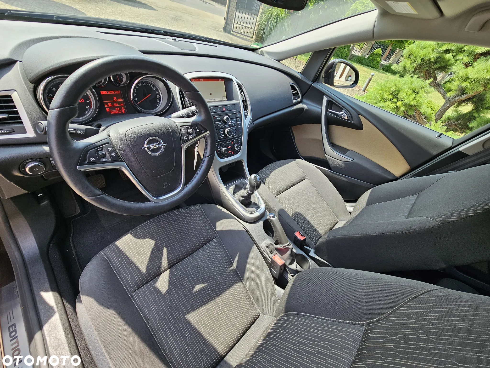 Opel Astra 1.4 Turbo Design Edition - 15