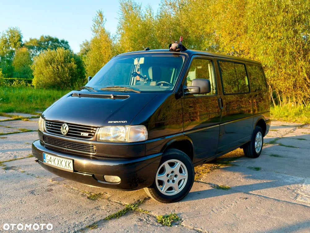 Volkswagen Multivan - 1