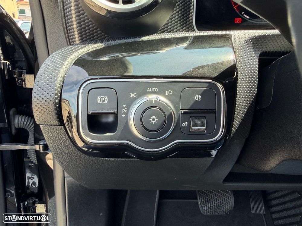 Mercedes-Benz CLA 180 d Progressive Aut. - 19