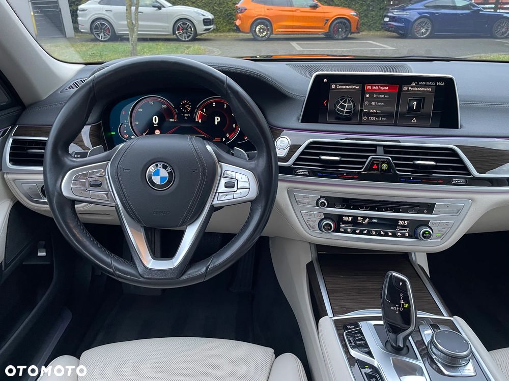BMW Seria 7 730d xDrive - 24