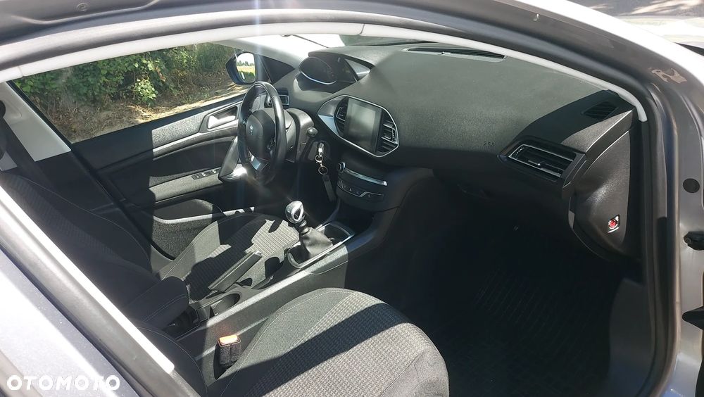 Peugeot 308 1.5 BlueHDi Business Line S&S - 5