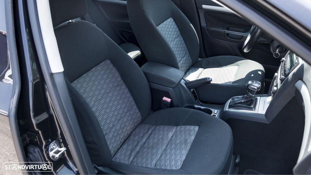 Skoda Octavia Break 1.6 TDi Ambiente DSG - 10